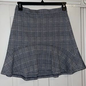 Banana Republic plaid skirt Sz 8P